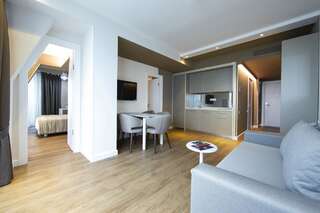 Апарт-отели Alliance Palace Batumi Батуми Люкс с 1 спальней-4